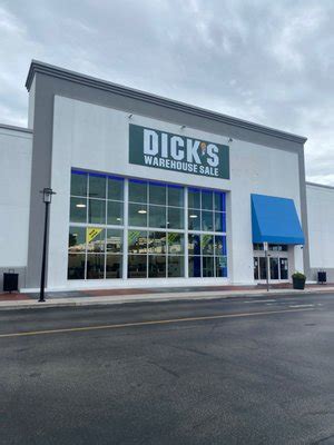 DICK&39;S Warehouse Sale at 3214 John Young Pkwy, Kissimmee FL 34741 - hours, address, map, directions, phone number, customer ratings and comments. . Dicks warehouse sale kissimmee photos